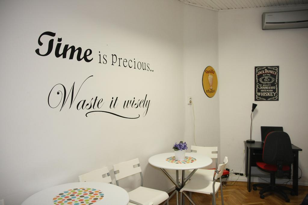 Time Hostel Belgrád Kültér fotó