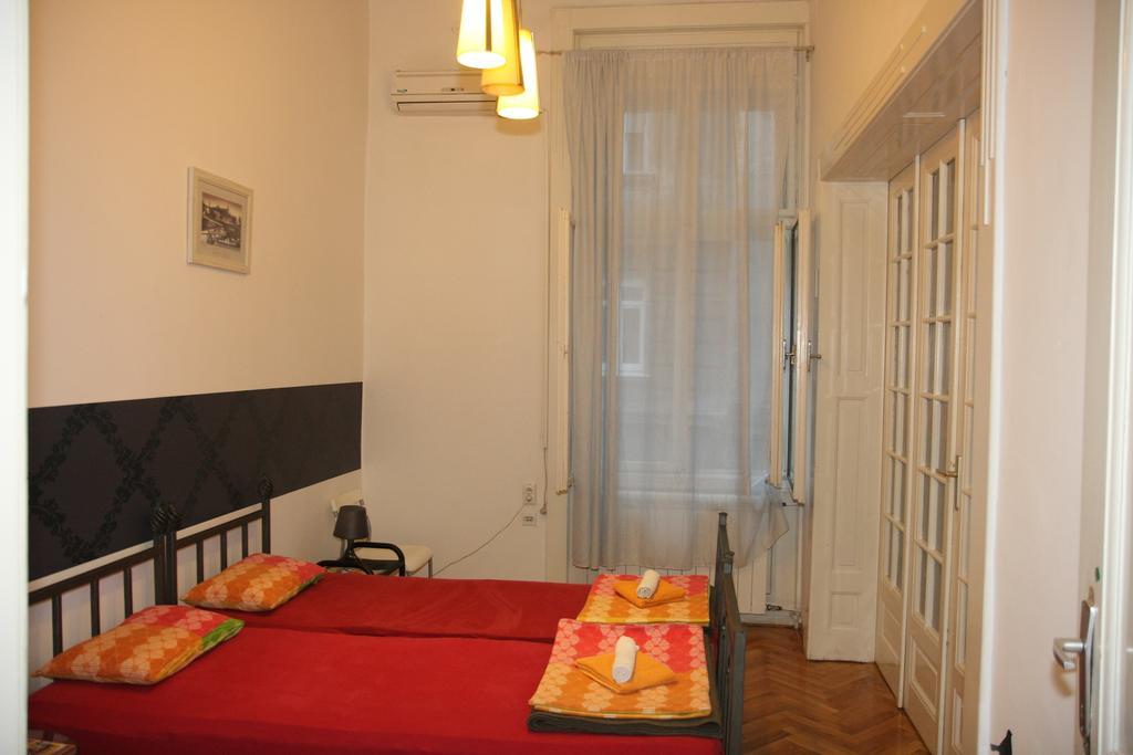 Time Hostel Belgrád Szoba fotó